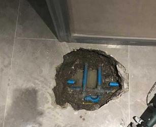 平顶山新华阳台漏水维修公司分享下暖气管道漏水的原因有哪些